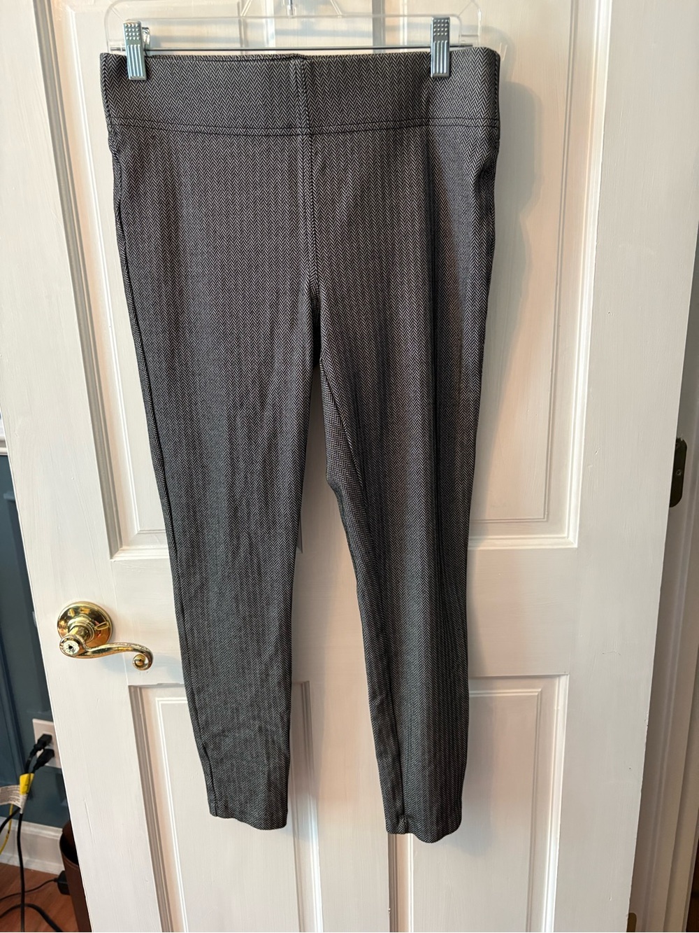 Loft Fashion Charcoal Herringbone Cropped Ponte Pants